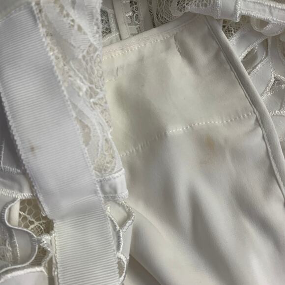 ALEXIS Size M Cream Polyester Cotton Lace Notch Lapel Pantsuit - Picture 7 of 10